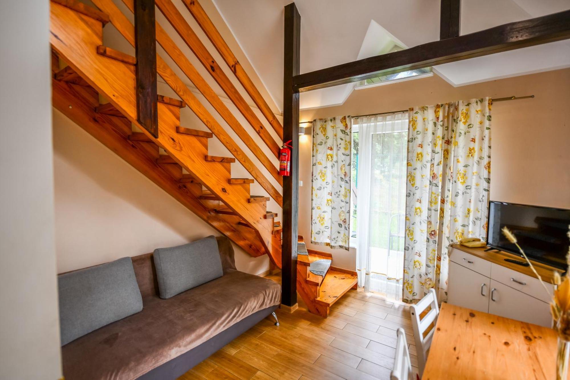 Forest Family Resort - Domki Caloroczne Ustka Bagian luar foto
