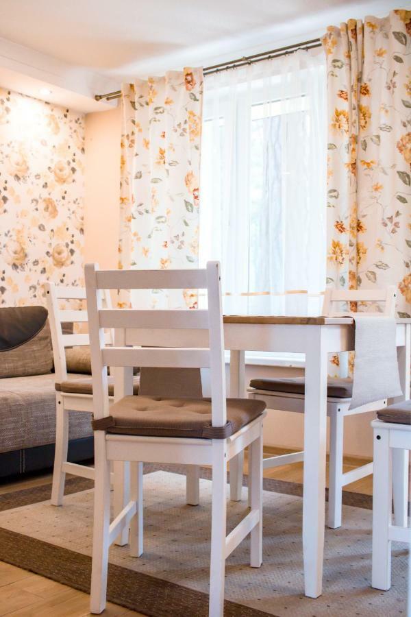 Forest Family Resort - Domki Caloroczne Ustka Bagian luar foto
